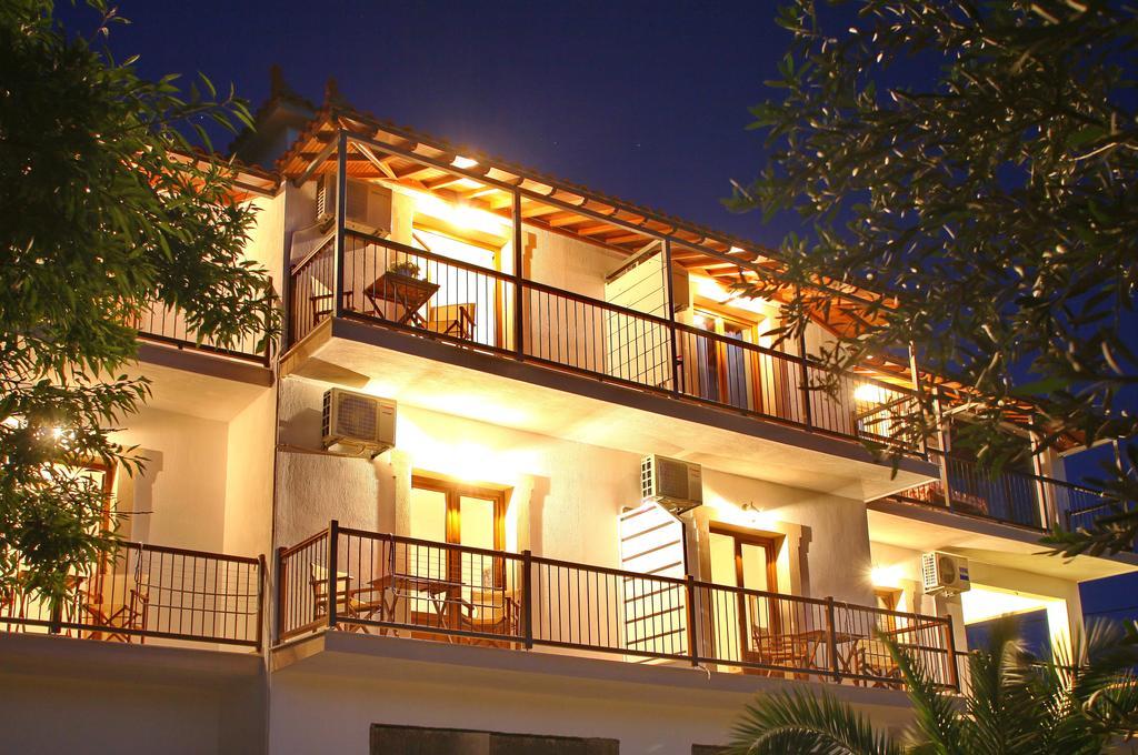 Giasemi Apartments Skopelos Exterior foto